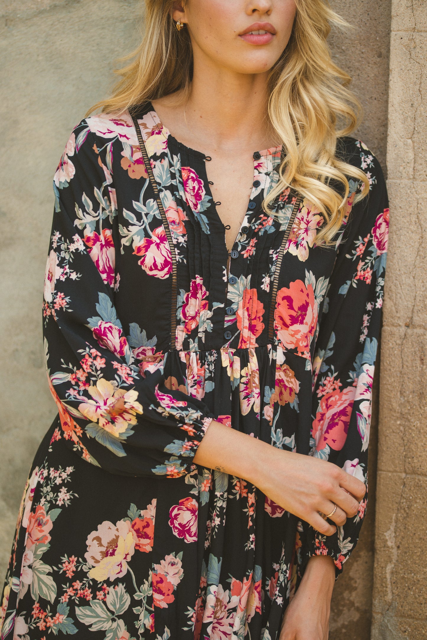 Winter Rose Black Isabella Tunic